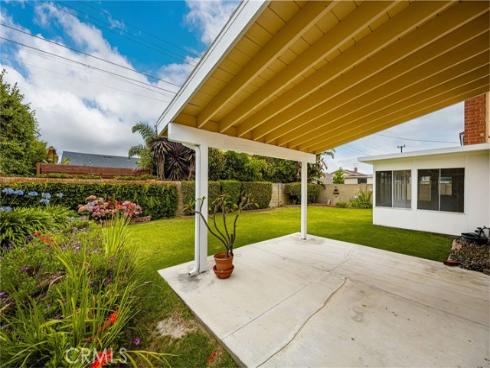 5242 Loyola , Westminster, CA