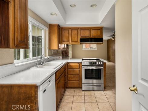 5242 Loyola , Westminster, CA