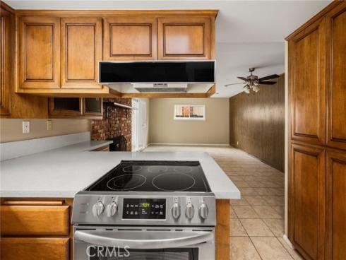 5242 Loyola , Westminster, CA