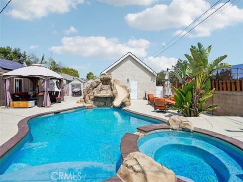 6412 Shawnee , Westminster, CA