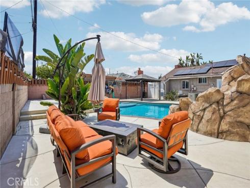 6412 Shawnee , Westminster, CA
