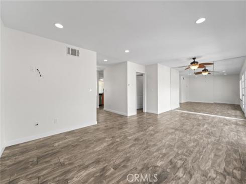 5615 Westminster Blvd , Westminster, CA