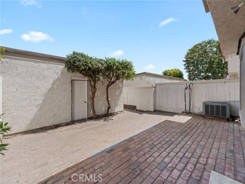 5615 Westminster Blvd , Westminster, CA