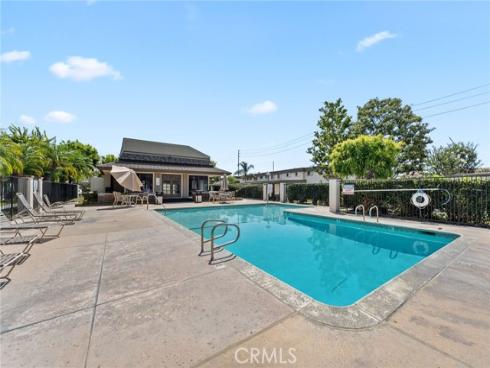 5615 Westminster Blvd , Westminster, CA