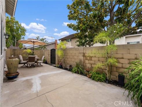 5112 Kingscross , Westminster, CA