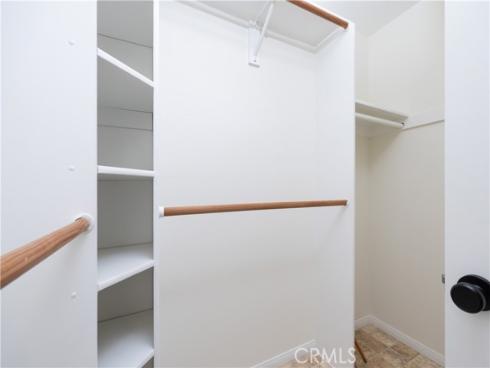13761 University , Westminster, CA
