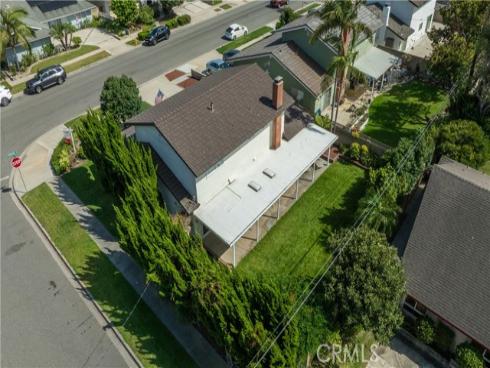 13761 University , Westminster, CA