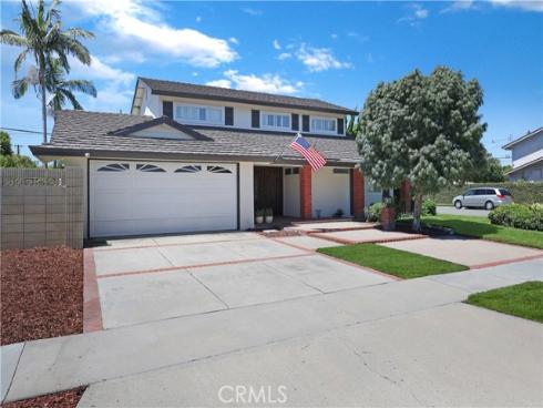 13761  University  , Westminster, CA