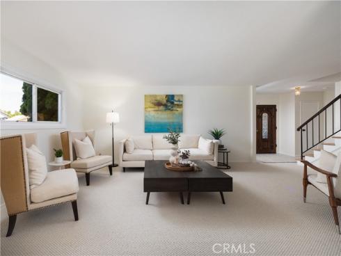 13761 University , Westminster, CA