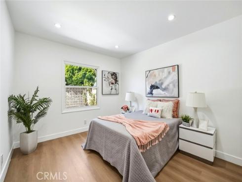 6692  Sutton  , Westminster, CA