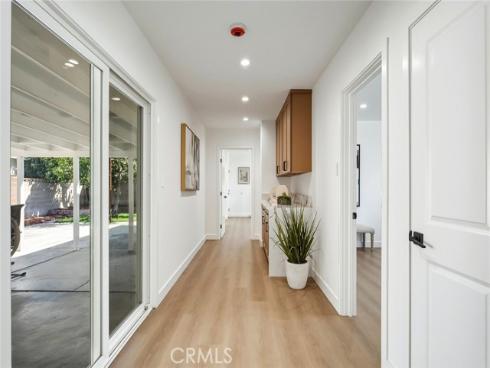 6692  Sutton  , Westminster, CA