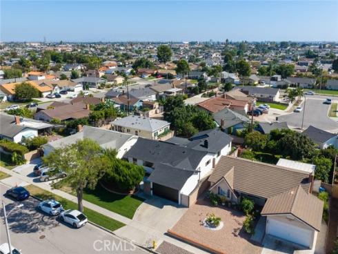 6692  Sutton  , Westminster, CA