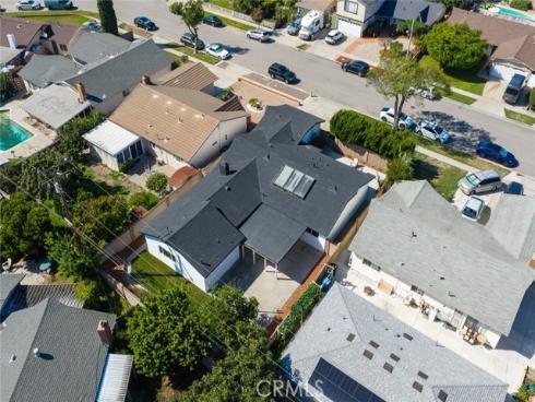 6692  Sutton  , Westminster, CA