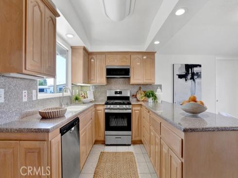 13572 Yosemite , Westminster, CA