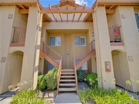 5460  Copper Canyon  4E  Road, Yorba Linda, CA