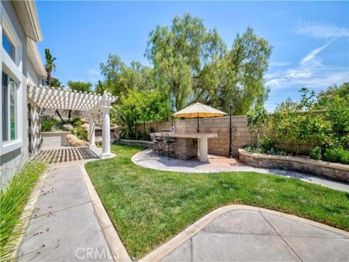 17290  Blue Spruce   Lane, Yorba Linda, CA