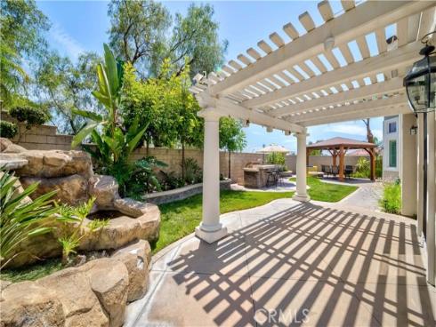 17290  Blue Spruce   Lane, Yorba Linda, CA