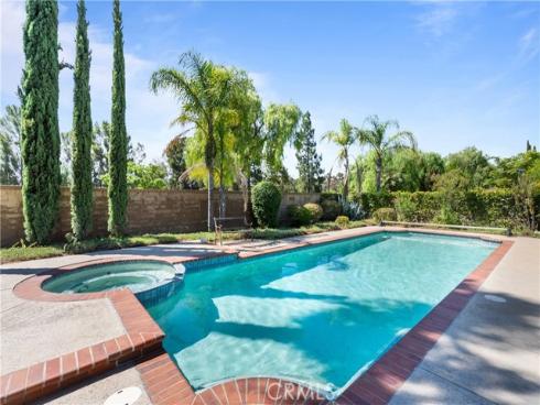 28040  Blackberry   Way, Yorba Linda, CA