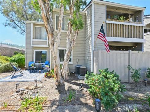 23566  Cambridge  322  Road, Yorba Linda, CA