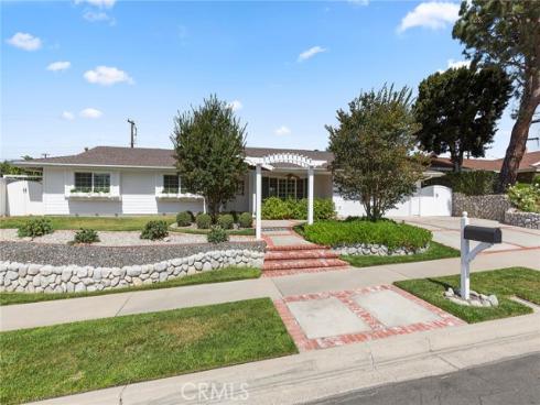 4701  Valencia   Avenue, Yorba Linda, CA