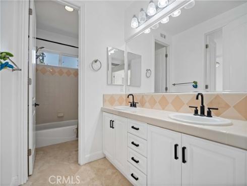 18665 Seabiscuit Run, Yorba Linda, CA