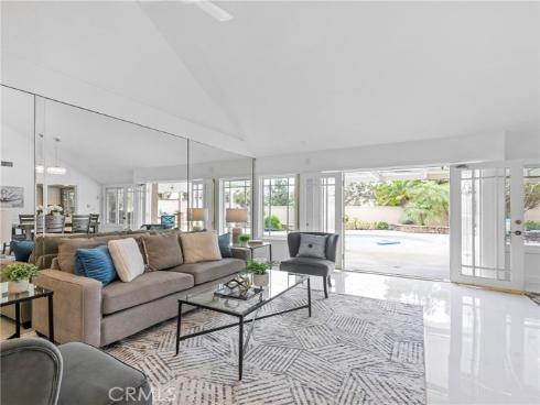 20720 Cottonwood Road, Yorba Linda, CA