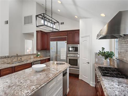 5571 Mountain View Avenue, Yorba Linda, CA