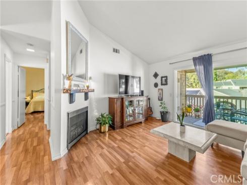 6210 Hartford Road 201