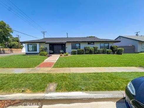 17001  La Kenice   Way, Yorba Linda, CA