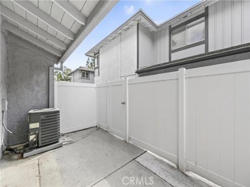 6437  Horse Shoe Ln.  2 , Yorba Linda, CA