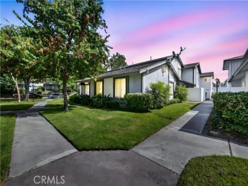 6437  Horse Shoe Ln.  2 , Yorba Linda, CA