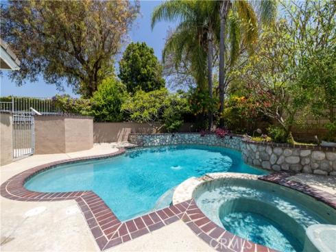5710  Via Del Potrero  , Yorba Linda, CA