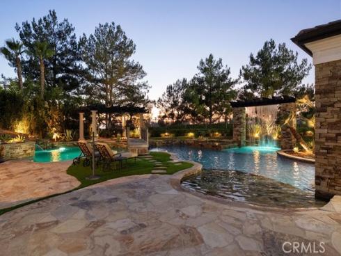 4321 Hollow Tree Court