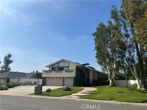 5671  Via Ceresa  , Yorba Linda, CA