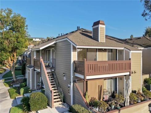 6084  Terrace  , Yorba Linda, CA