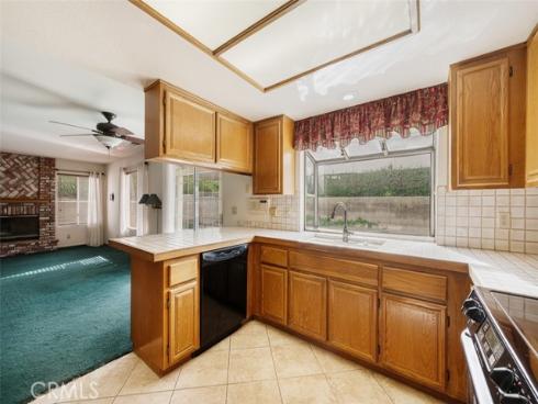 16640 Cresta Bella Circle , Yorba Linda, CA