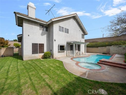 16640 Cresta Bella Circle , Yorba Linda, CA