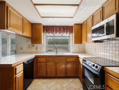 16640 Cresta Bella Circle , Yorba Linda, CA