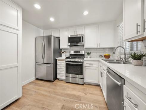 23502 Cambridge 306 , Yorba Linda, CA