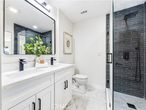 4525  Via De La Plaza  , Yorba Linda, CA