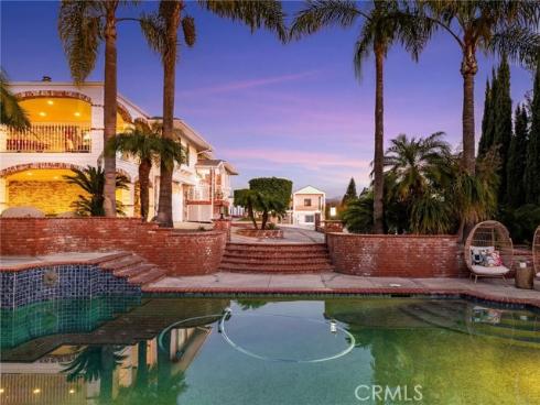 5262  Los Altos  , Yorba Linda, CA