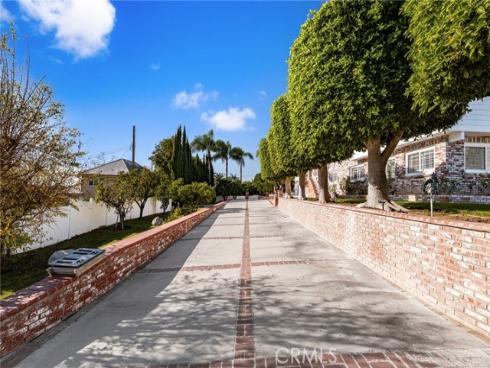 5262  Los Altos  , Yorba Linda, CA