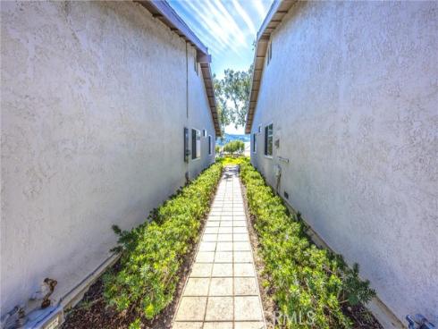 20162  Westwind  #31  Court, Yorba Linda, CA