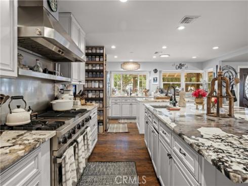 5981 Lakeview Avenue, Yorba Linda, CA