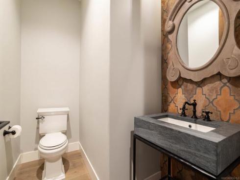 18085  Via Roma  , Yorba Linda, CA