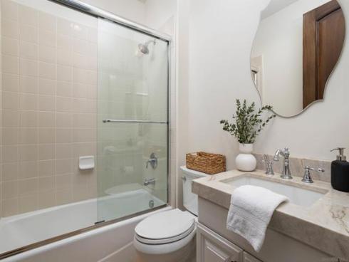 18085  Via Roma  , Yorba Linda, CA