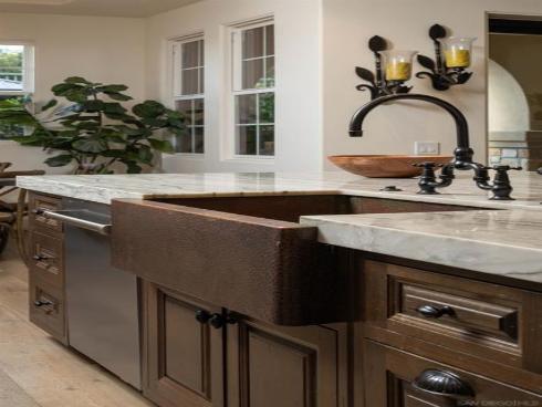 18085  Via Roma  , Yorba Linda, CA