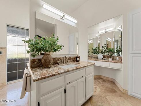 22470  Mission Hills   Lane, Yorba Linda, CA