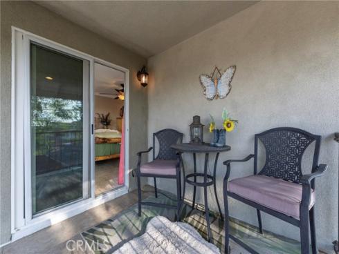 19582  Crestknoll  , Yorba Linda, CA