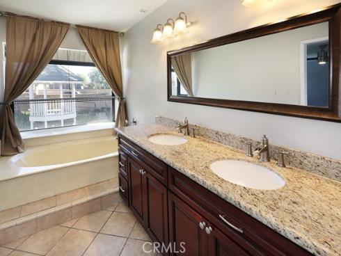 5690  Avenida Barcelona  , Yorba Linda, CA